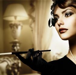 OLD HOLLYWOOD GLAMOUR JEWELRY: SPARKLY VALENTINES GIFT IDEAS 2021