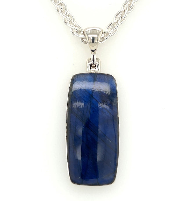 Sterling Silver Labradorite Pendant
