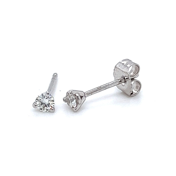 14k White Gold .15 CTW Diamond Stud Earrings