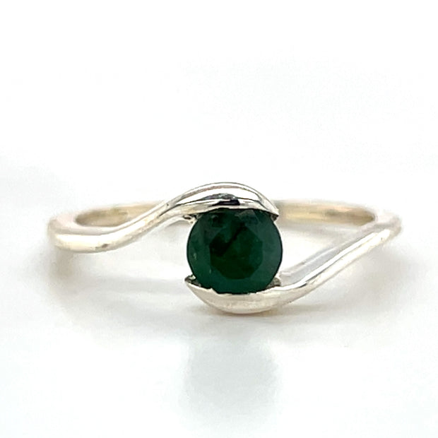Sterling Silver Emerald Fashion Ring