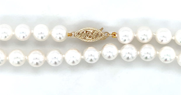 Single Strand of Saltwater Cultured Akoya Pearls 6-6.50 mm 18"