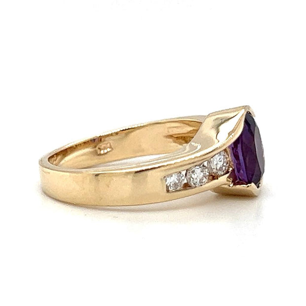 Pre-Owned 14k Yellow Gold Amethyst & Diamond Bypass Style Fashion Ring