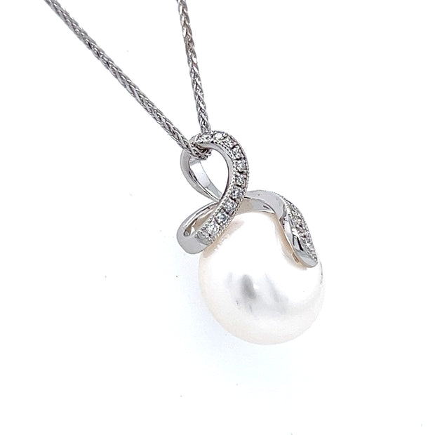 14k White Gold Cultured Button Pearl & Diamond Free Form Style Necklace