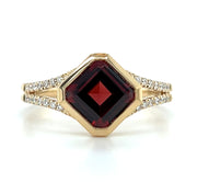 14k Yellow Gold Garnet and Diamond Fashion Ring