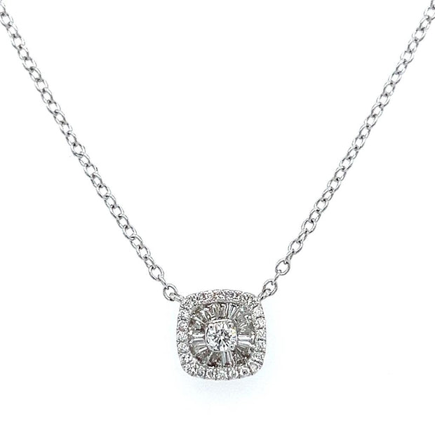 18k White Gold Cushion Shape Diamond Cluster Fashion Necklace