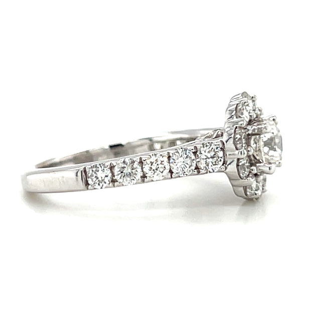 Pre-Owned 18k White Gold Round Brilliant Diamond Halo Engagement Ring
