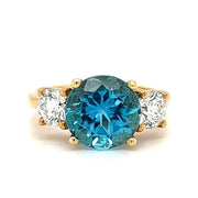 Pre-Owned 18k Yellow Gold Blue Topaz & Diamond Three Stone Ring